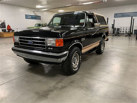 1990 Ford Bronco | 4-Wheel Classics/Classic Car, Truck, and SUV Sales
