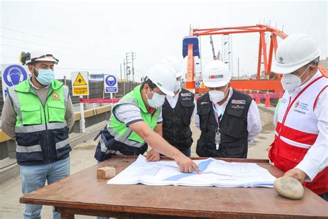 17 06 21 Ministro González inspeccionó las obras de reconstrucción del