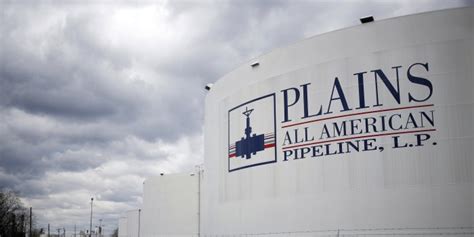Plains All American Pipeline To Cut 14 Billion In Debt Wsj