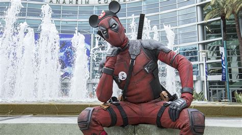 The Best Disney Marvel And Star Wars Cosplay At D23 Expo 2022 Tv Guide