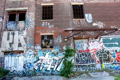 Free Graffiti Building Stock Photo Freeimages Com