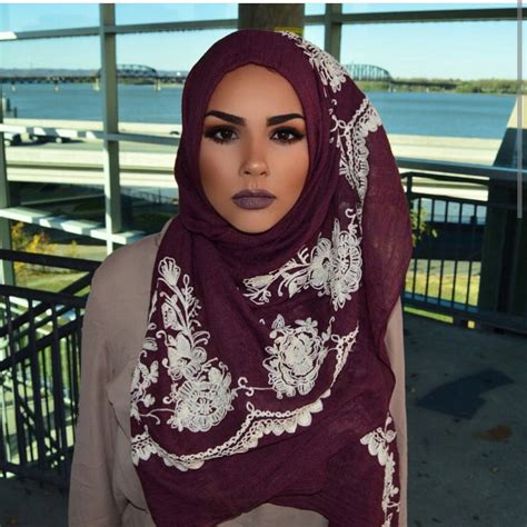 ≡ Unbelievably Beautiful Women Wearing Hijabs On Ig 》 Her Beauty