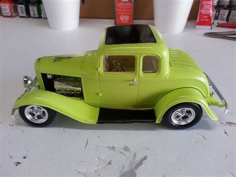 1932 Ford 5 Window Coupe Plastic Model Car Kit 1 25 Scale 854228 Pictures By