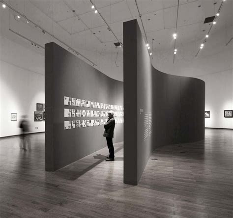 Exhibition Hall In Art Gallery Architekten Xu Und Partner