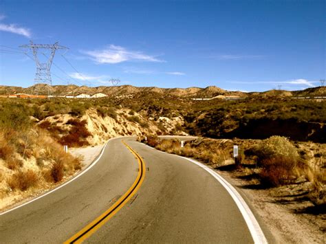 The Top 10 Most Dangerous Roads To Drive In America