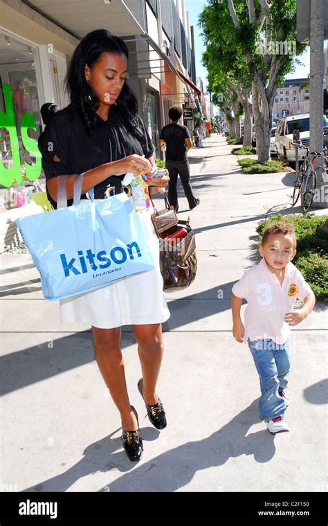 Solange Knowles Takes Her Son Daniel Julez Jay Smith Shopping At Kitson On Robertson Blvd Los