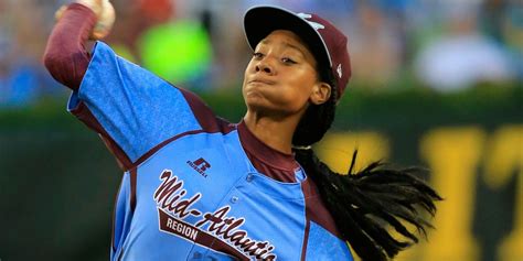 Mone Davis Asks That Baseball Player Who Called Her A Slut On