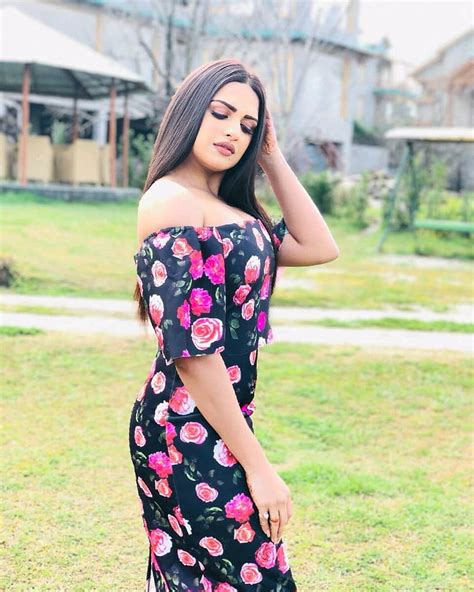 Beautiful Himanshi Khurana Latest Pics Hd Phone Wallpaper Pxfuel