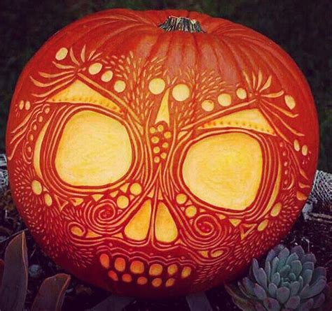 25 Cool Halloween Pumpkin Carving Ideas And Designs For 2016