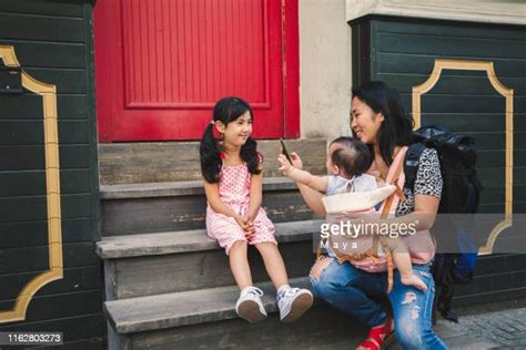 Maya Mother With Baby Photos And Premium High Res Pictures Getty Images