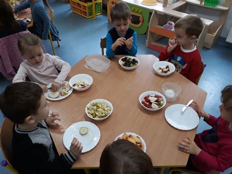 Światowy Dzień Warzyw I Owoców Przedszkole Nr 28 W Poznaniu