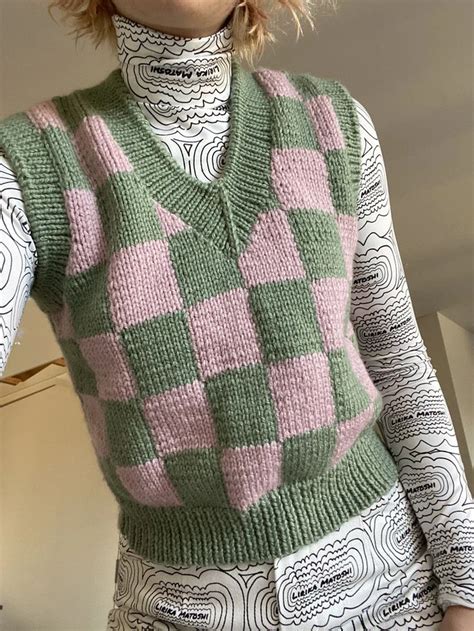 Checkered Knit Vest In 2021 Knit Fashion Crochet Fashion Crochet
