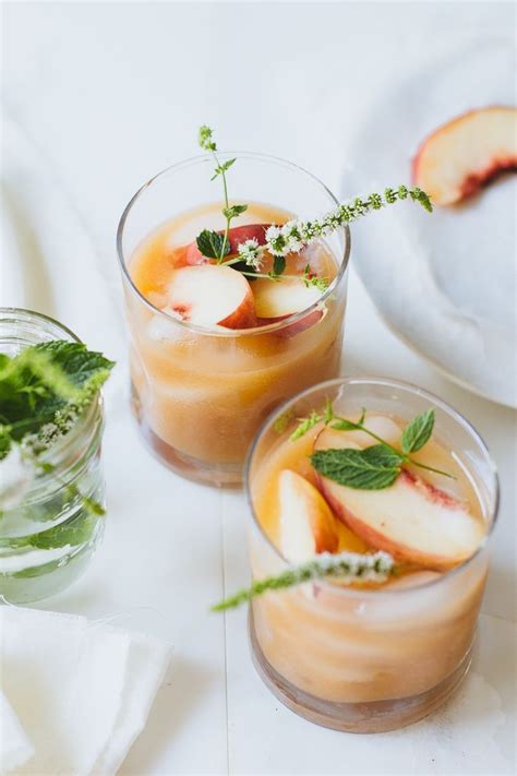 Minute White Peach Margaritas The Clever Intense Food Cravings