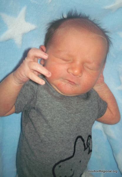 Maxx Solomon Baby Boy Born To Breanna And William Houlton Regional