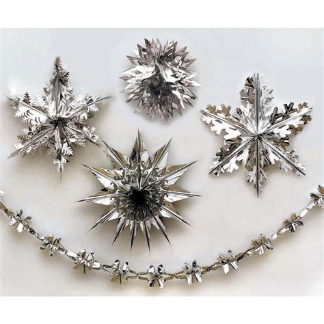 3000 Sq Ft Shimmering Silver Snowflake Metallic Decoration Kit