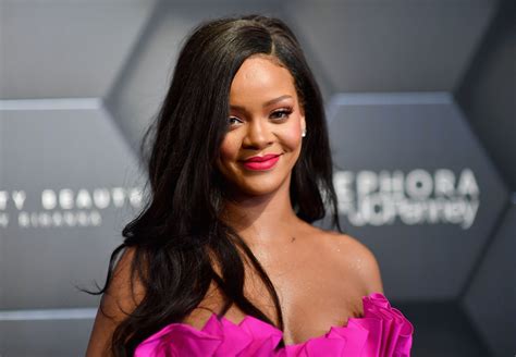 Robyn rihanna fenty is a barbadian singer, songwriter, and actress. Rihanna Net Worth 2020 & How She Made Her Millions ...