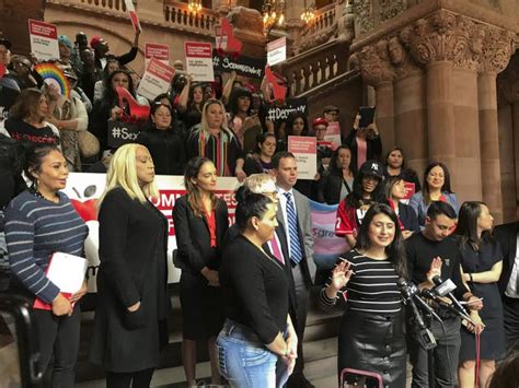 new york legislators introduce bill to fully decriminalize sex work