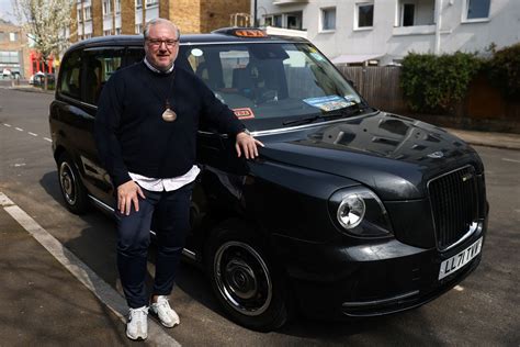 London Cabbies Rally To Help Ukrainian Refugees Reuters