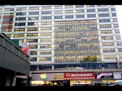 Bankovnictví friedrich wilhelm raiffeisen představuje exkluzivní servis se znalostí individuálních potřeb. Raiffeisen Bank Czech HQ, Budejovicka Prague - YouTube