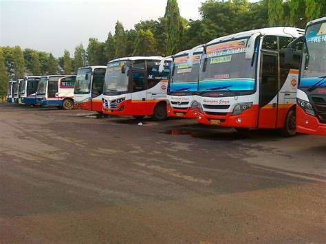 Pengumuman txt hadir di wib tv show ini pun mengundang antusias dari para penggemar tanah air. PENGGEMAR BUS INDONESIA: Parkiran Terminal Trenggalek