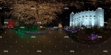 360° View Of Christmas Lights At Temple Square Salt Lake City Alamy