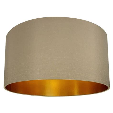 Lampshades can be made out of a wide variety of materials like paper, glass, fabric or stone. Gold Lined Lampshade In Stone (met afbeeldingen) | Lichten