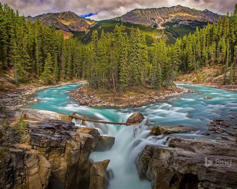 Canada Sunwapta Falls In Jasper National Park 2017 Bing Desktop