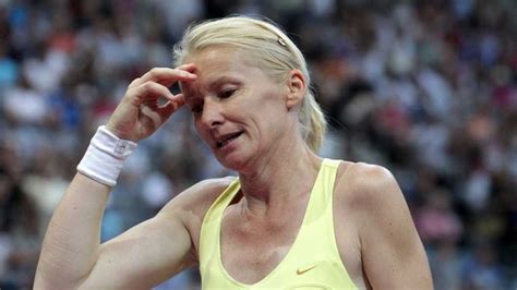 Podle trenérky byla jana pohybově nadaná a tenis se. Wimbledonská vítězka Novotná trénuje tenistku Krejčíkovou ...