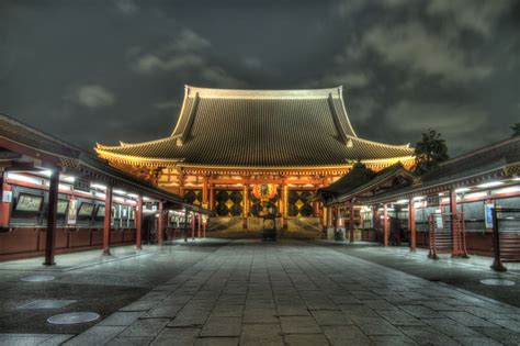 Sensoji Temple By Night In Asakusa Tokyo Smithsonian Photo Contest