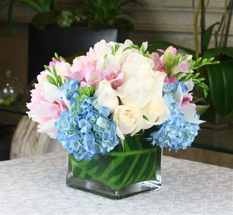 If we don't have flowers of your choice, we will substitute it with another white peony or offer you suitable options. Blue Hydrangeas White Roses in Marina del Rey, CA ...