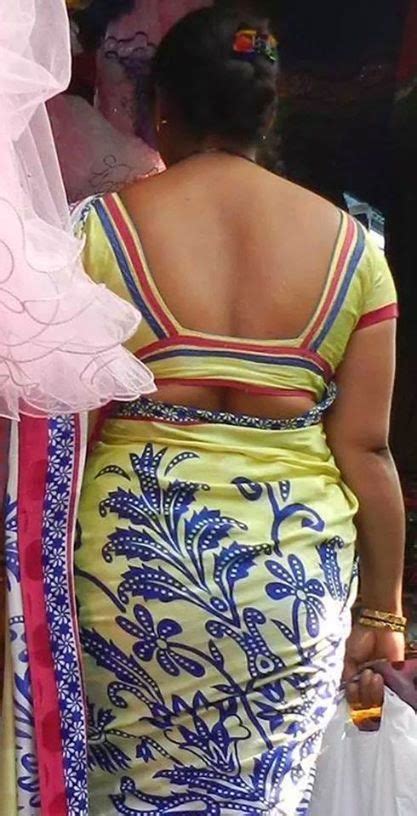 Hot Tamil Aunties Back View Back Saree View Aunty In Saree Saree Saree Look