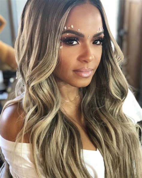 But if you'd like to add a pinch of edginess to the look, then go for a bolder, contrasting hair colour by pairing the lighter hue with darker ombre shades. Blonde Latina & Hispanic Celebrities; Blonde Latinas