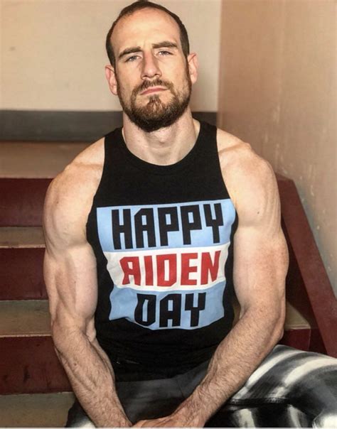 Page 3 5 Things You Might Not Know About Aiden English