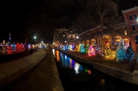 Downtown Huntsville S Tinsel Trail Live Christmas Trees In Big Spring Park Live Christmas