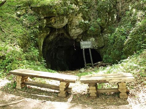 Likaland Barać Caves