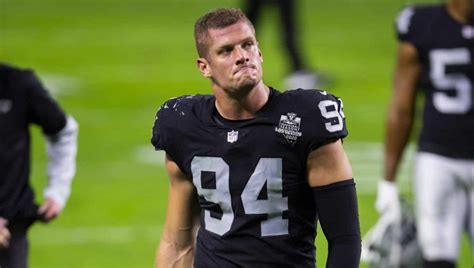 Raiders De Carl Nassib Becomes First Active Nfl Player To Come Out As Gay