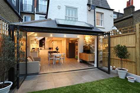 A Lovely Extension With Zoned Indoor Outdoor Space The Art Of Building