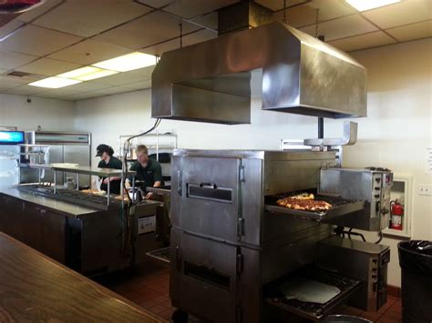 تسوق 25 من المنتجاتturntable table kitchen الأكثر رواجًا. Round Table Pizza Redmond, WA | Home decor, Decor, Kitchen