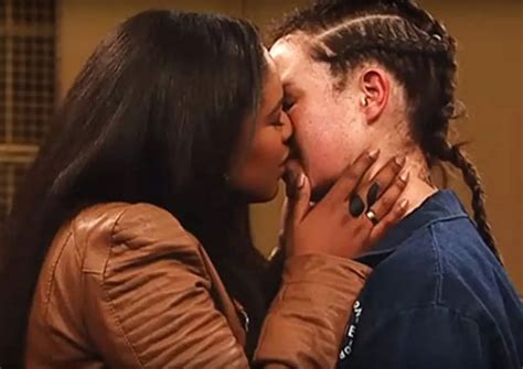 south african soap shows lesbian kiss for the first time pinknews