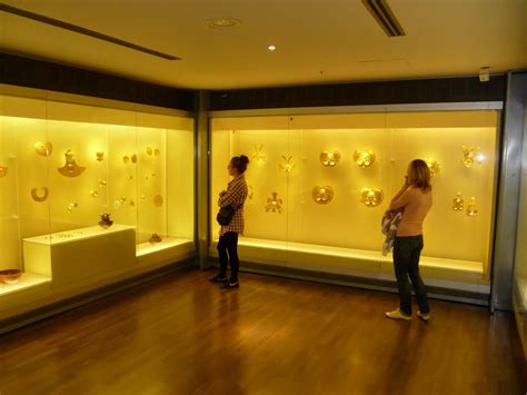Pete & Maudie South America: Museo de Oro, Bogota - Colombia