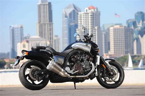 Looking for best cruiser bikes review? Top 10 massive cruisers