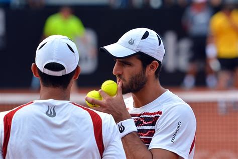Jun 03, 2021 · este jueves, la pareja de tenistas juan sebastián cabal y robert farah sellaron su tiquete a la tercera ronda del roland garros , que se disputa en francia. Cabal y Farah, a la final del ATP 250 de Munich ...