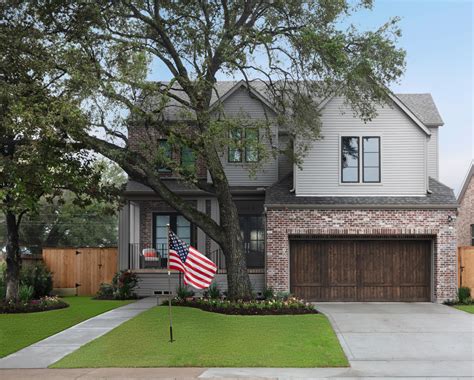 Braeswood Place Transitional Buildfbg Traditional Exterior