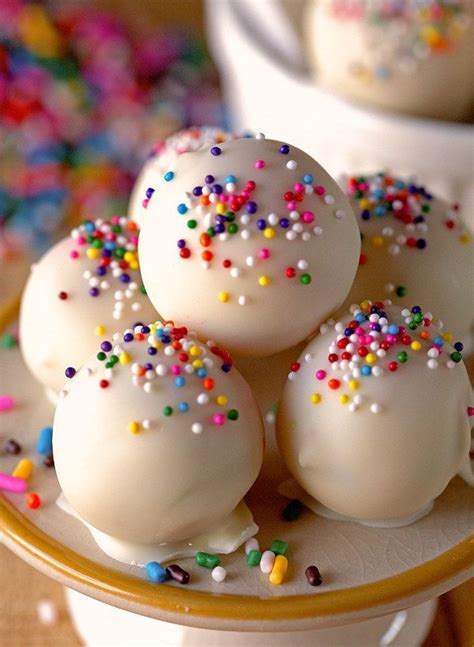 These no bake healthy cake batter energy bites taste like vanilla cake pops, but made sugar free, gluten free, vegan, and call for just five ingredients! You Thought Cake Mix Was for Making Cake? Silly. Here Are ...