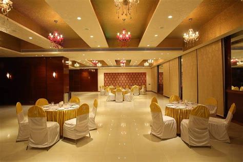 Banquet Hall Ishita Joshi Designs Love Living Modern Event Venues
