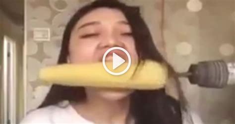 Entensity Net Girl Rips Out Hair Trying To Eat Corn Off Drill