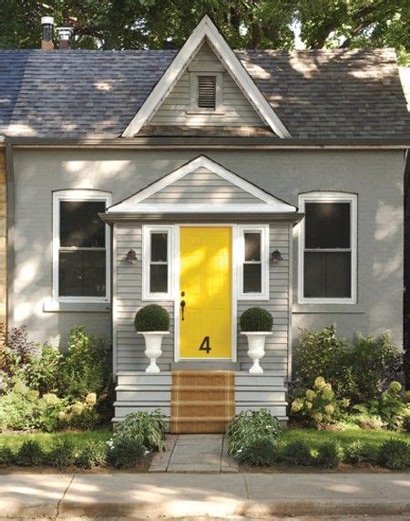 Gray Siding With Yellow Door Yellow Front Doors Exterior House