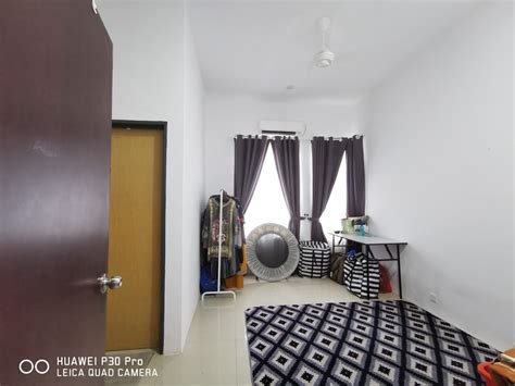 斯里依斯干达) is a town and district capital of perak tengah in perak, malaysia. PUNCAK ISKANDAR SERI ISKANDAR SEMI D RUMAH UNTUK DIJUAL