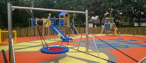 Aire De Jeux Extérieurs Pour Enfants Parc Et Aire De Jeux Publique à