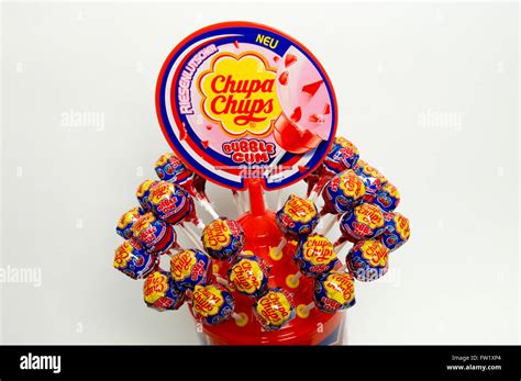 Chupa Chups Es Una Popular Marca Española De Lollipop Y Otros